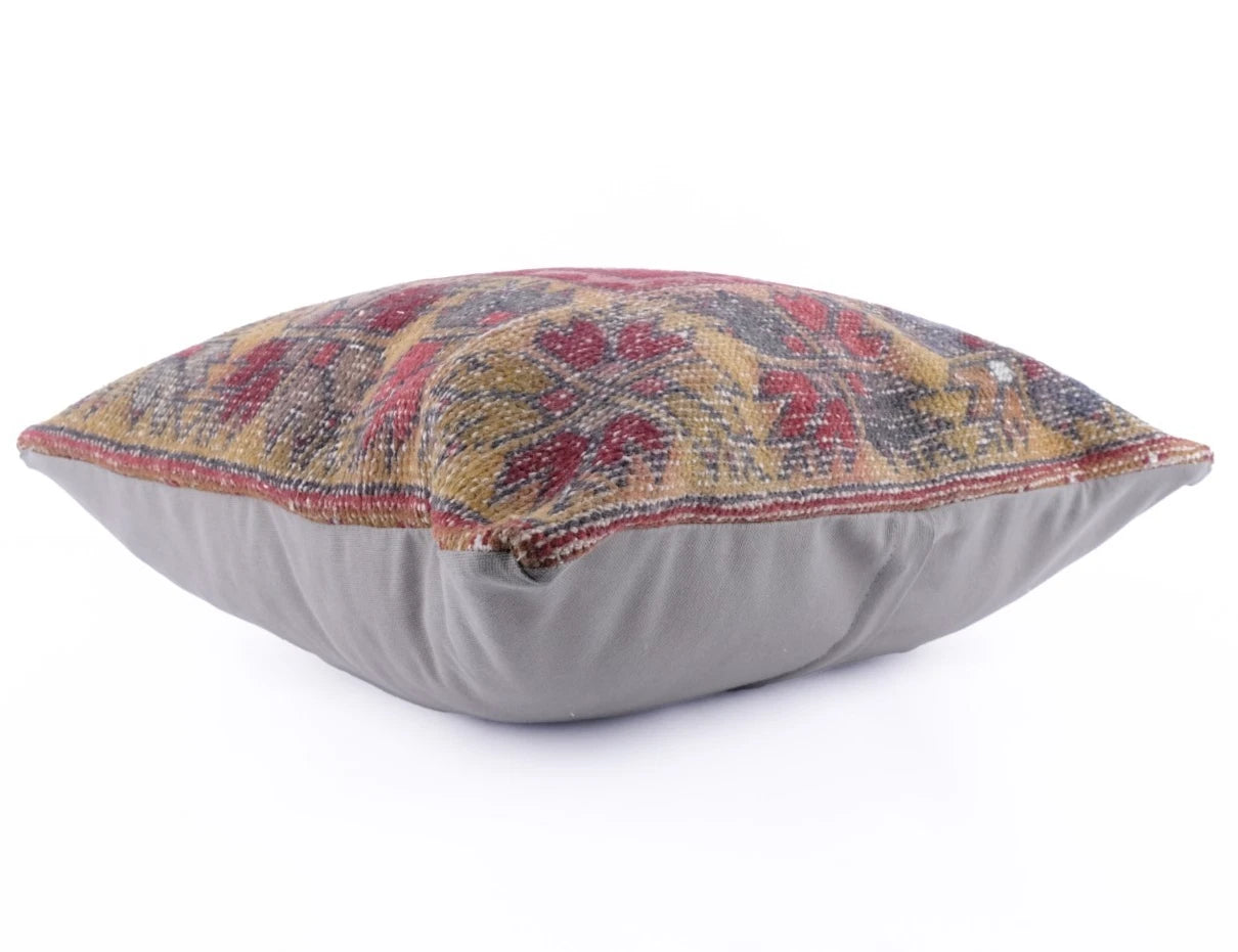 Boho Kilim Cushion Cover 60cm – Vintage Turkish Rug Pillow Case