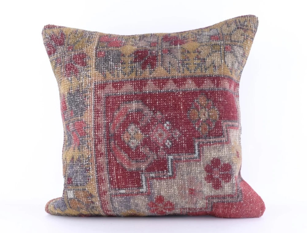 Boho Kilim Cushion Cover 60cm – Vintage Turkish Rug Pillow Case