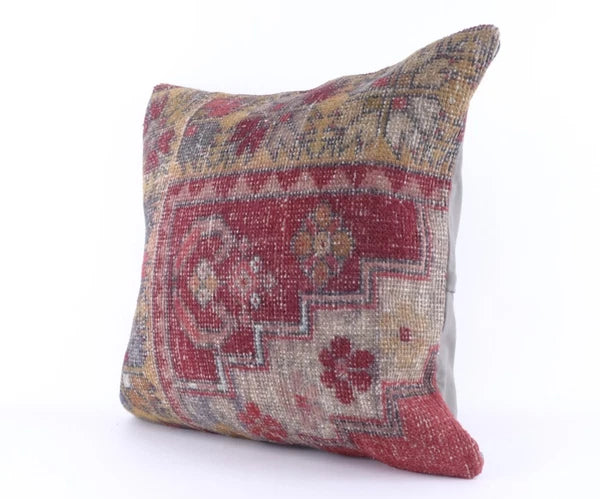 Boho Kilim Cushion Cover 60cm – Vintage Turkish Rug Pillow Case