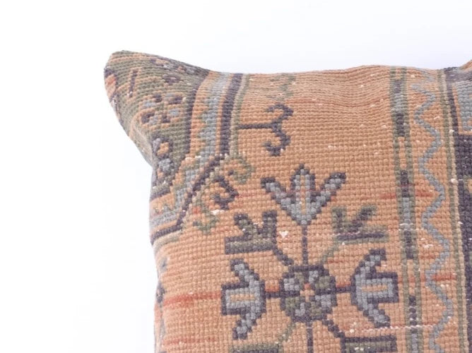 Vintage Turkish Rug Pillow Cover – 60cm Kilim Boho Cushion Case